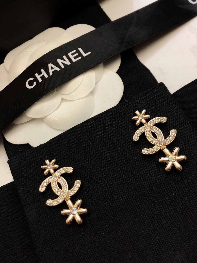 Ch**el earrings